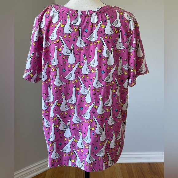 Disney Finding Nemo seagull t shirt women's large nigel casual disneyland parks - Picture 2 of 10